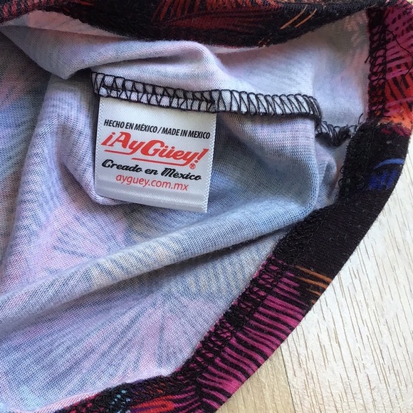 RARE Frida Kahlo Pixelated Long-sleeve Tee by Ay Güey! - Picture 9 of 16